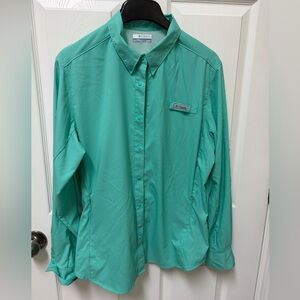 Columbia Men's Aqua PFG Button Down Shirt